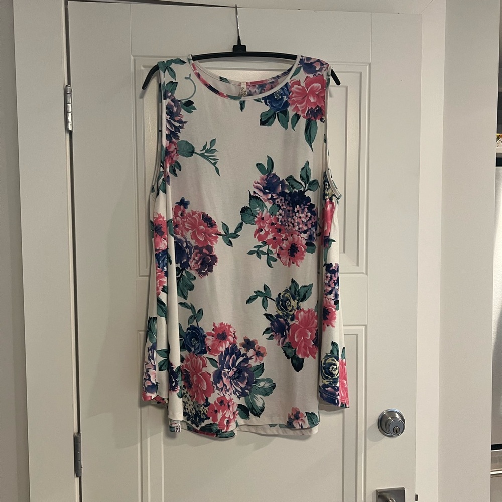 Beeson River Plus Size 3XL Floral Tank Top - Pink and Blue